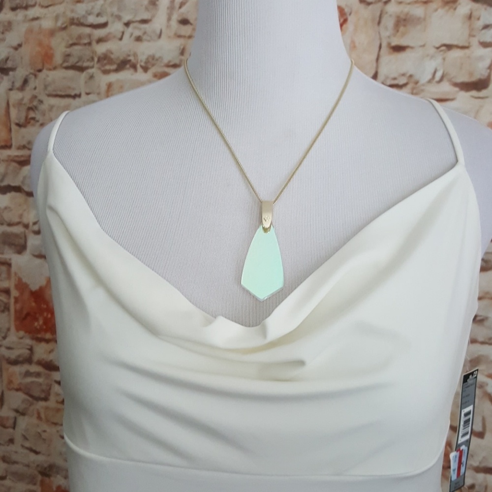 New Kendra Scott Azalea Pendant Necklace